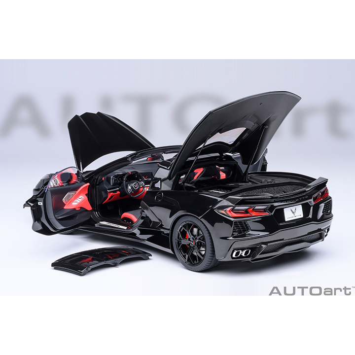 C8 Corvette Stingray Z51 Die Cast 1:18 - Gloss Black