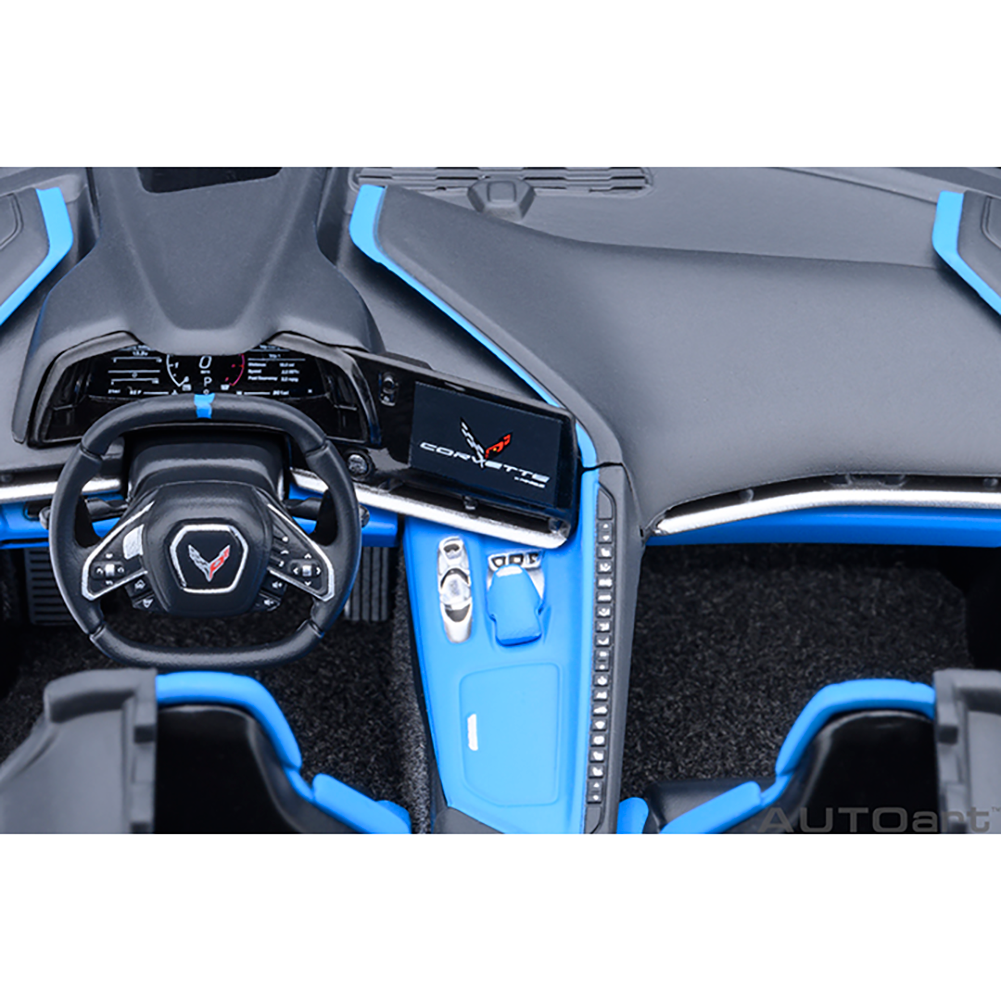 C8 Corvette Stingray Z51 Die Cast 1:18 - Rapid Blue